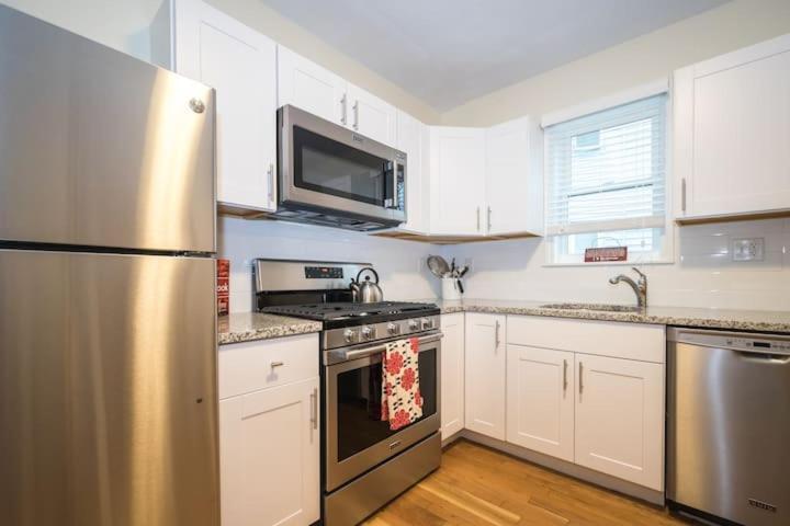 The Boston Rental - Multiple Floorplans Exterior foto